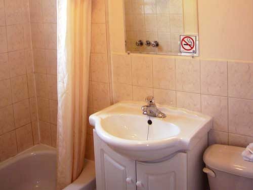 Eastcourt London Motel Экстерьер фото